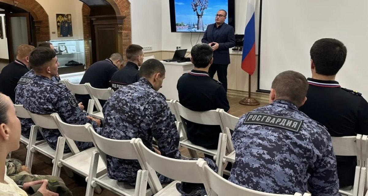 Артемий Мириков представил в музее МВД выставку «Немые свидетели Бесланской трагедии»