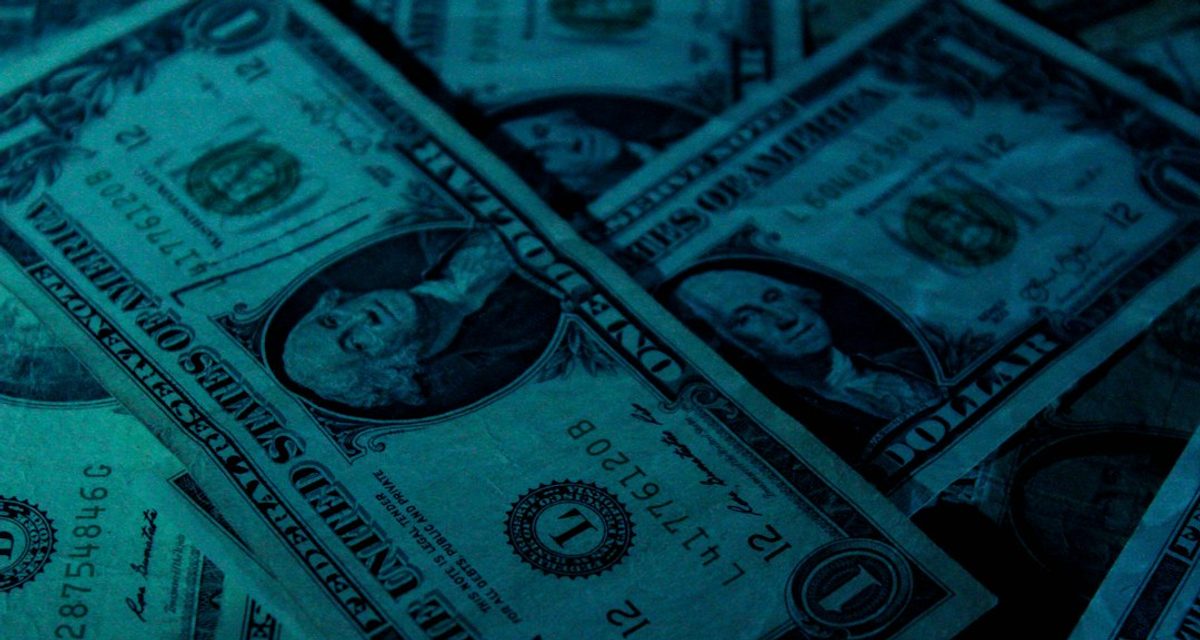 Жительницу Правобережного района задержали за мошенничества на 2,8 млн рублей